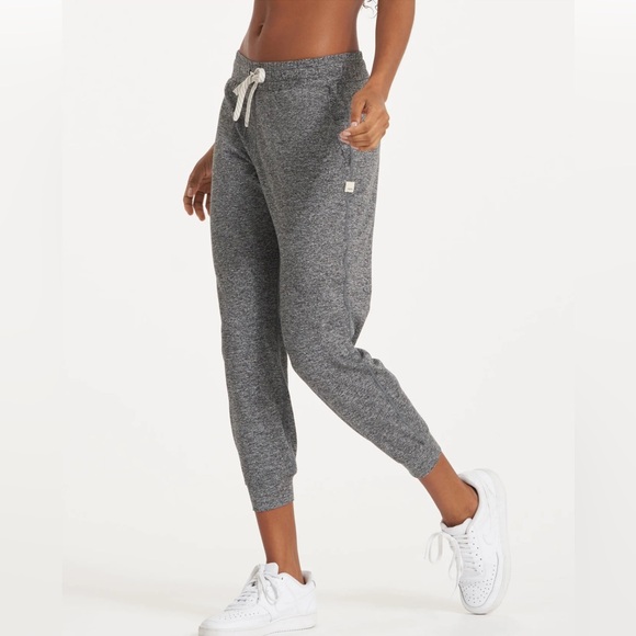Women’s Vuori Light Gray Performance Joggers - Picture 6 of 7